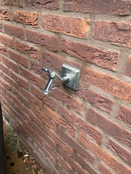 Buitenkraan vervangen in Purmerend Weidevenne.